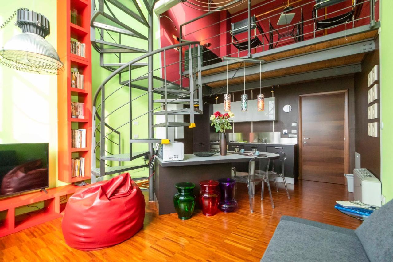 Dora Riverside Modern Apartment With Private Parking Turin Extérieur photo
